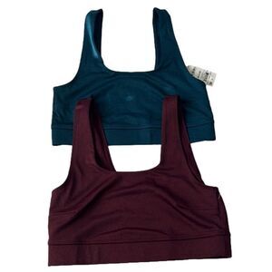 Set of 2 sports bras - NWT